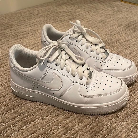 Nike Shoes - Nike Air Force 1; women’s size 7.5 US / UK 5
